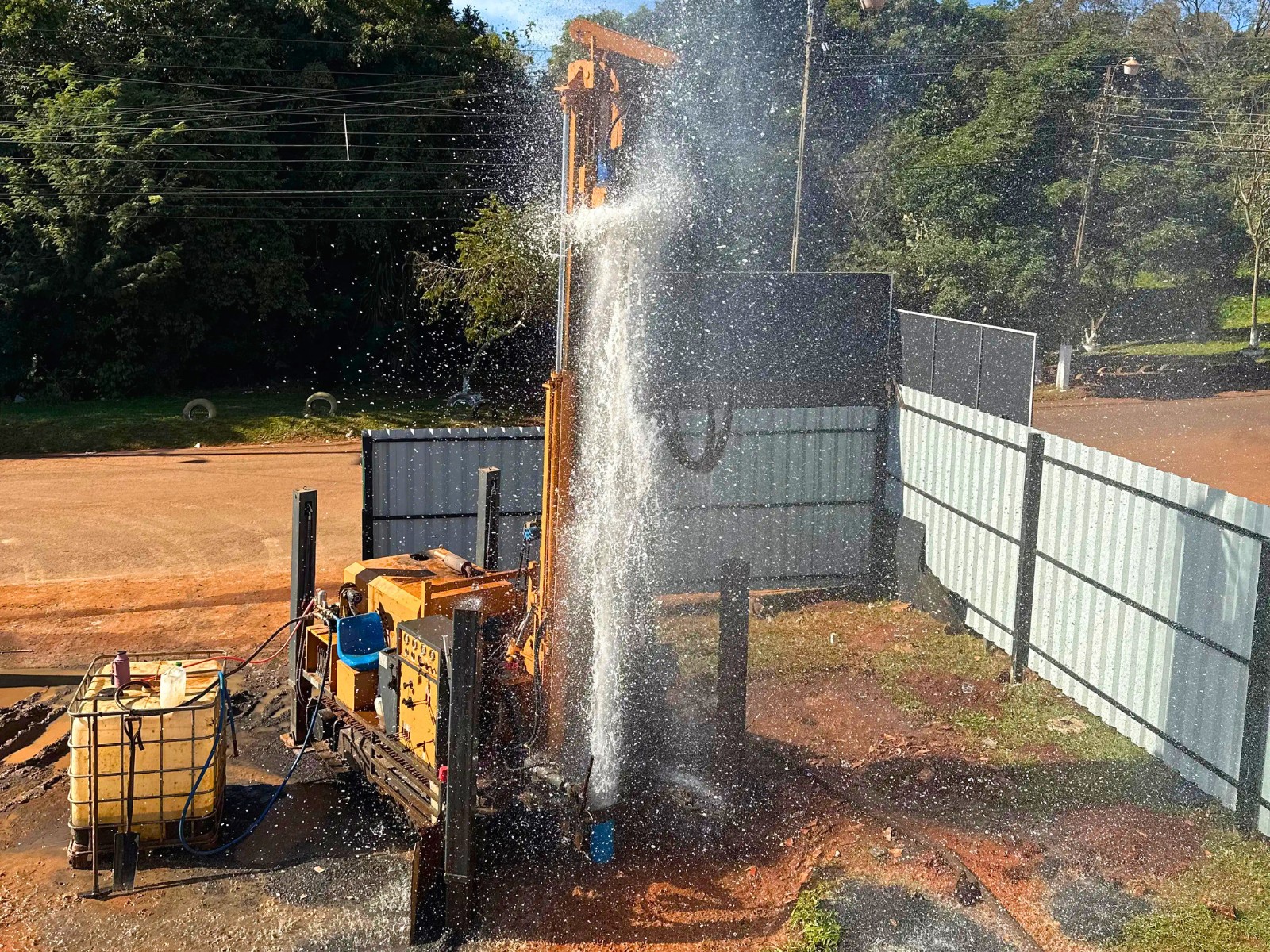 Perforación de pozo artesiano en Ciudad del Este, Alto Paraná — ESTEC Paraguay