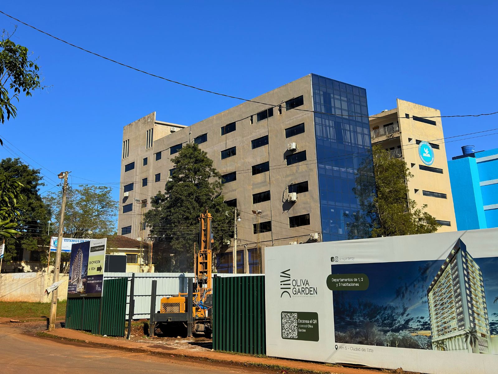 Pozo artesiano edificios en Ciudad del Este, Alto Paraná — ESTEC
